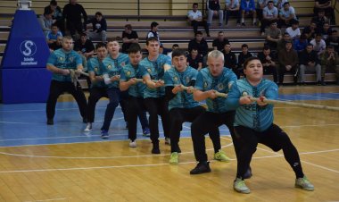 Спасатели Теренколя стали лучшими в перетягивании каната