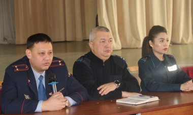 Павлодарда полиция студенттермен нашақорлықтың алдын алу мәселесін талқылады