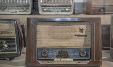 В Индии собрали коллекцию радиоприёмников