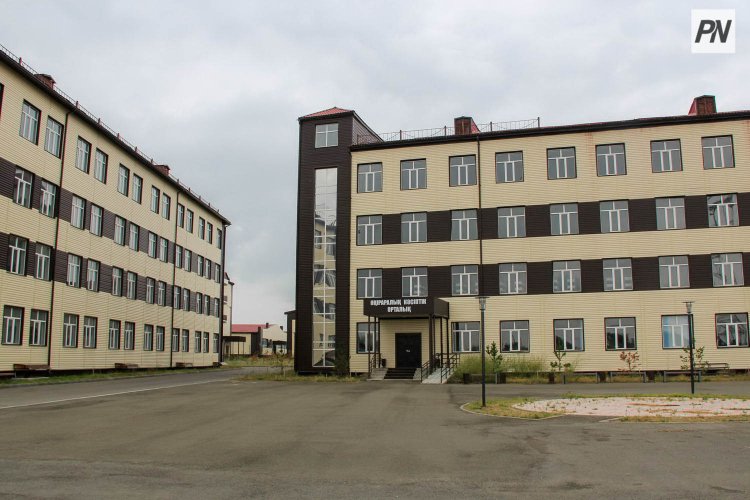 В Экибастузе проверили ремонт в школах