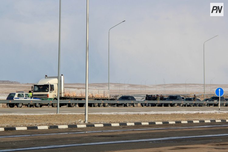 В Павлодарской области закрыли еще один участок республиканской трассы