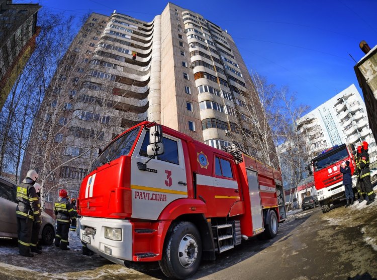 Павлодарда 16 қабатты үйде шартты өрт сөндірілді