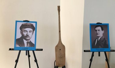 Павлодарда Естай Беркімбайұлының ешқайда жарияланбаған фотосуреті көрсетілді