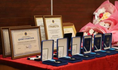 Женщина-спасатель из Павлодара получила орден к празднику