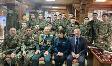 Павлодарские военнослужащие почтили память векового ветерана