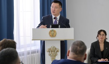 В Павлодаре прочли первую лекцию в «Школе акимов»