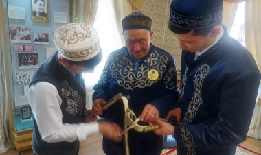 Как бухгалтер из Майского района учит детей искусству плетения камчи