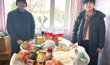 Павлодарда Назарбаев Зияткерлік мектебінің еріктілер клубы екі көпбалалы отбасыны қуантты