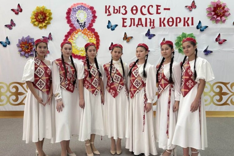 Кездейсоқ қыздардың реакциялары