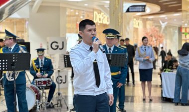 Павлодарские полицейские исполнили песни Победы
