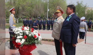 Павлодарда полицейлер қызметтік борышын орындау кезінде қаза тапқандарды еске алды