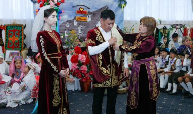 Павлодарлық оқушылар армян халқының ұлттық дәстүрлері туралы сыр шертті
