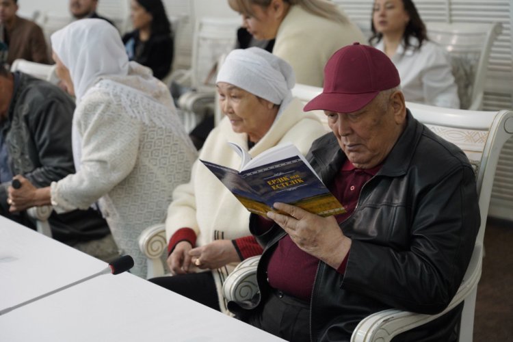 Павлодарда Кеңес Одағының Батыры жайлы кітап жарық көрді