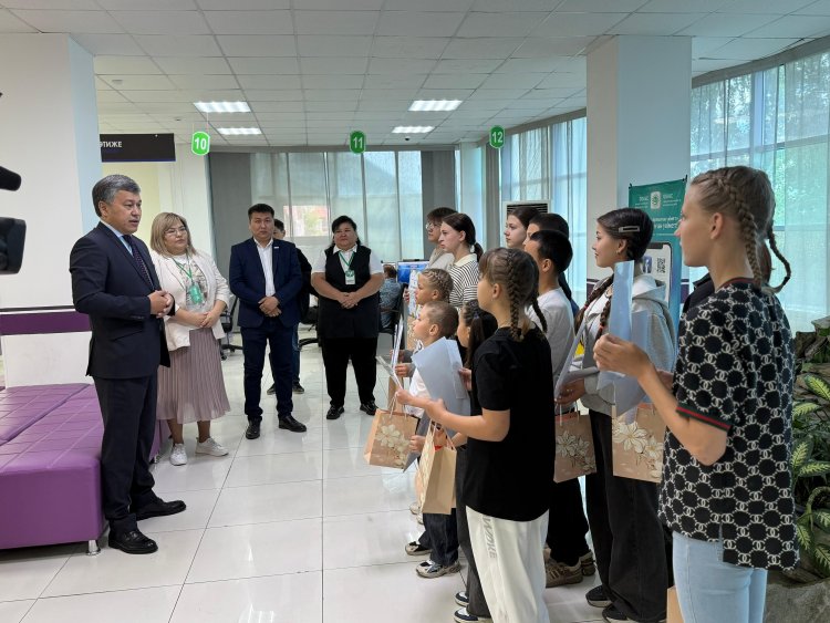 Павлодарлық оқушылар ХҚКО-ның жұмысымен танысты