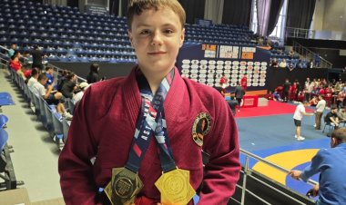 Экибастузец выиграл два «золота» на международном чемпионате по грэпплингу