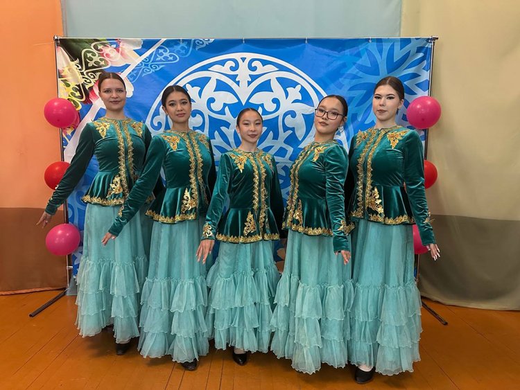 В Аксу порадовали пенсионеров