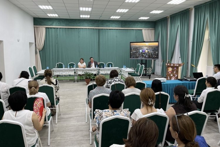 С директорами павлодарских школ провели правовой ликбез