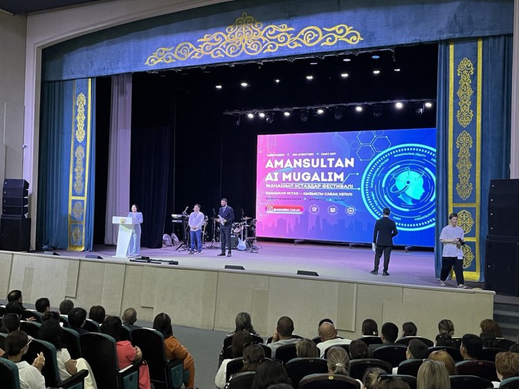 Павлодарлық мұғалімдерді жасанды интеллект қолдануды үгіттеуде