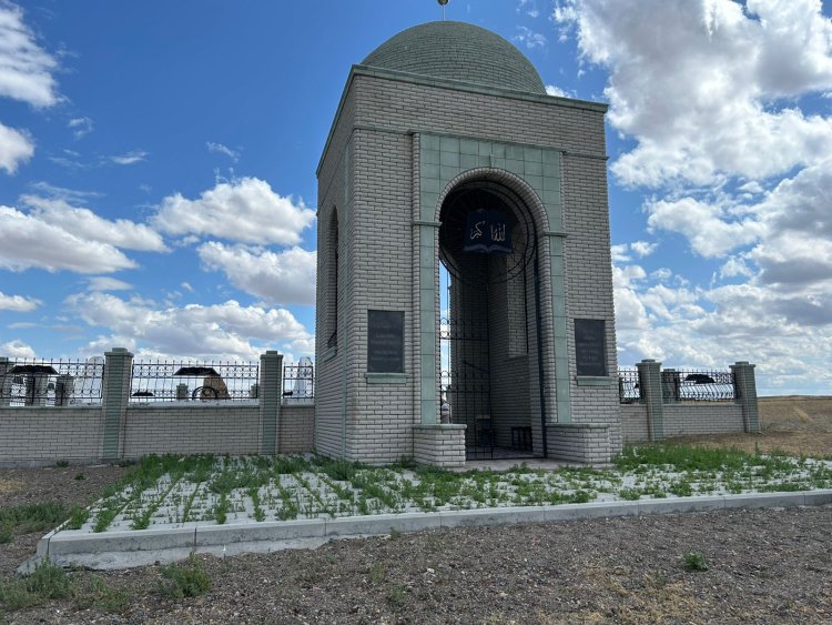 Павлодарлық өлкетанушы: Ақбалық хазірет ашаршылықты болжаған