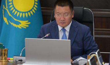 Асайын Байханов шенеуніктердің халықпен кері байланысын нығайтуды тапсырды
