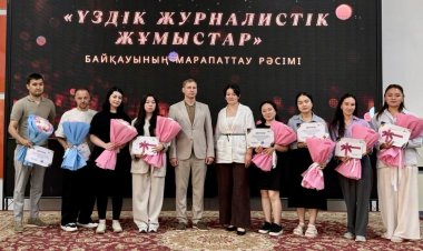 Сыбайлас жемқорлықпен күреске үн қосқан павлодарлық қаламгерлер марапатталды