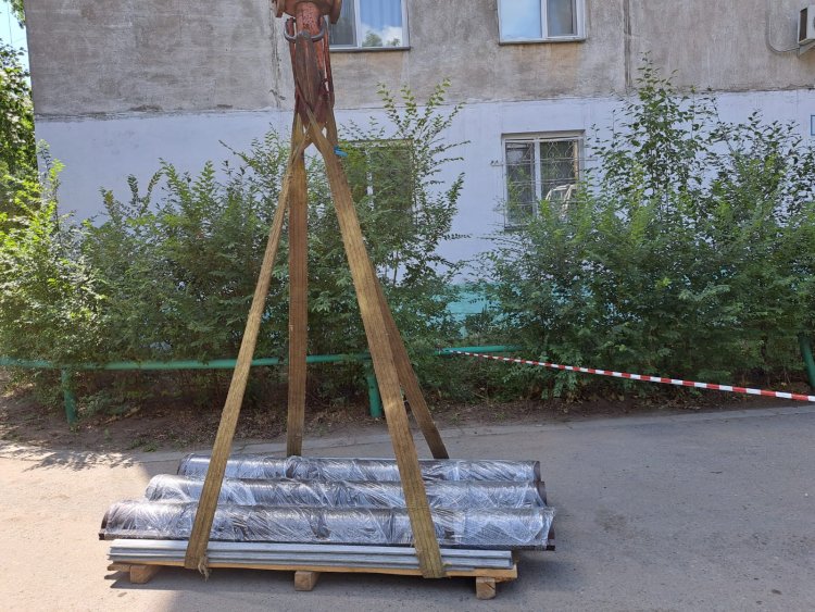 Ақсулықтар кран мұнарасы құлаған үйдің сапасына шағымданды
