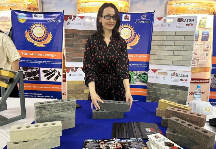 Павлодарлық кәсіпорын жергілікті шикізатпен премиум кірпіш өндіріп отыр