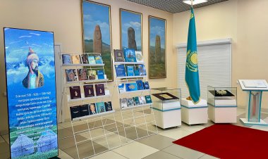 Павлодарда Конституция күніне орай сирек басылымдары бар көрме ашылды