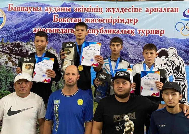 Баянауыл ауданында бокстан республикалық жарыста кіл мықтылар жиналды