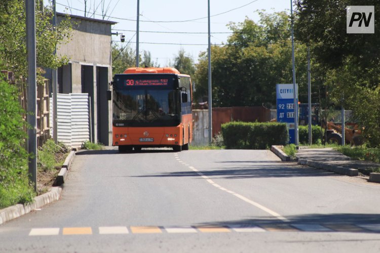 Павлодарлық жүргізуші: Жолаушылардың қауіпсіздігін басты орынға қоямын