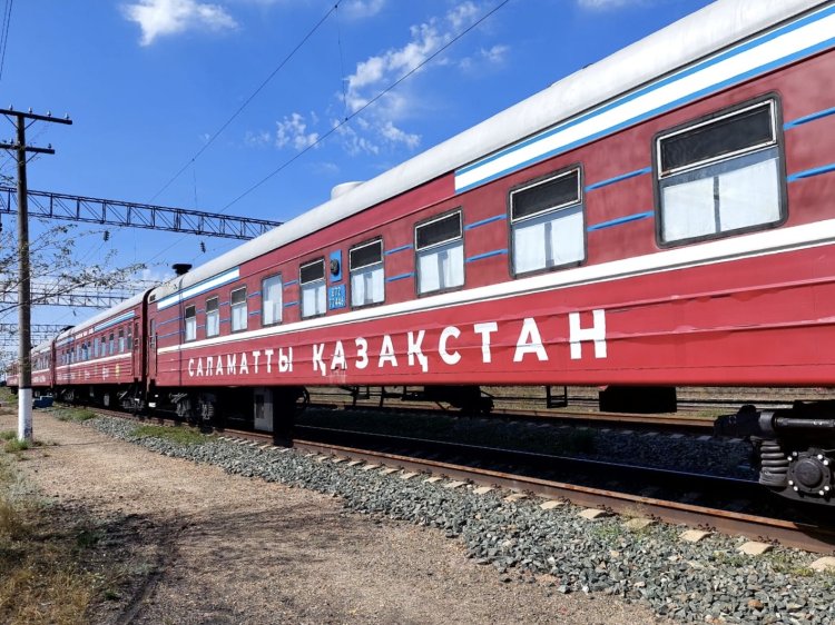«Саламатты Қазақстан»: Медициналық пойыз Павлодар облысының шалғай жерлерін аралайды