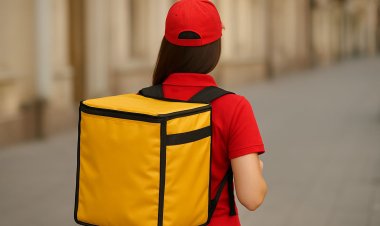 Павлодарлық курьер қыз нәзік жандылар туралы таптаурынды бұзуға қадам жасады