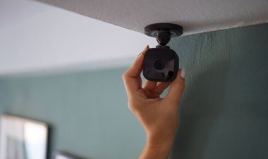 Павлодарда тұрғын подъезд ішіндегі бейнебақылау үшін заңсыз төлемнен қорғалды