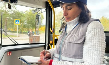 Автобустағы тәртіп: Павлодарлық бақылаушы көлік саласындағы назымен бөлісті