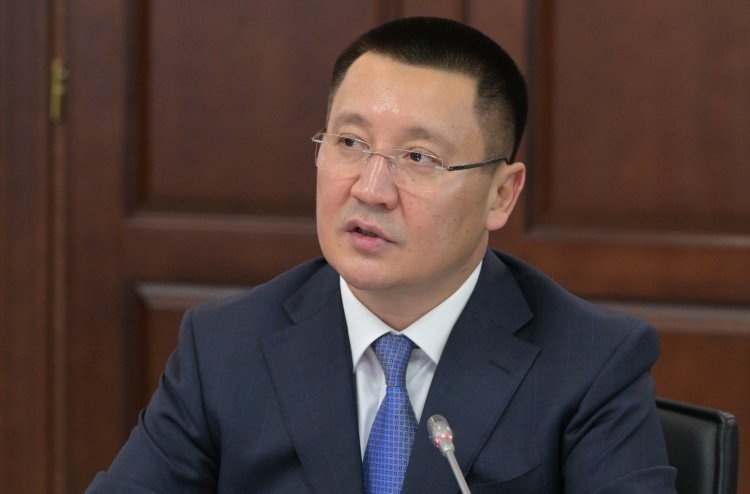 Обозначены важнейшие цели: Асаин Байханов о Послании Президента