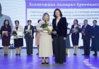 Педагог из Аксу стала лучшей в стране