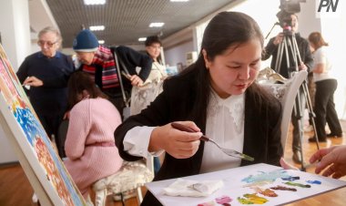 В Павлодаре прошёл уникальный мастер-класс для незрячих и слабовидящих