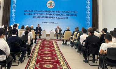 Баянауылдық жастар Халық қаһармандарымен жүздесті