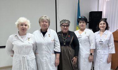 В Павлодаре чествовали ветеранов медицины