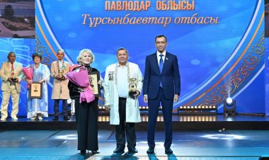 «Мерейлі отбасы – 2025»: Павлодарлық отбасы Астанада марапатталды