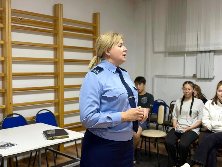Итпен бірге рейдке шыққан павлодарлық полицейлер студенттерге өмірлік сабақ берді