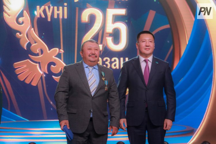 Павлодар облысында Республика күніне орай үздік азаматтар марапатталды