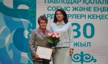 Павлодарда ардагерлер кеңесінің мүшелерін марапаттады