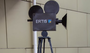 Асаин Байханов поздравил телеканал «Ertis» с юбилеем