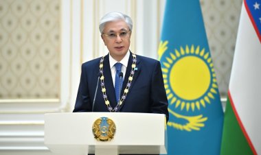 Президенту Казахстана вручили высшую государственную награду Узбекистана