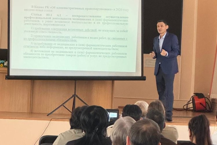 Павлодарда дәрігерлер шабуылдан қалай қорғану керектігін үйренді