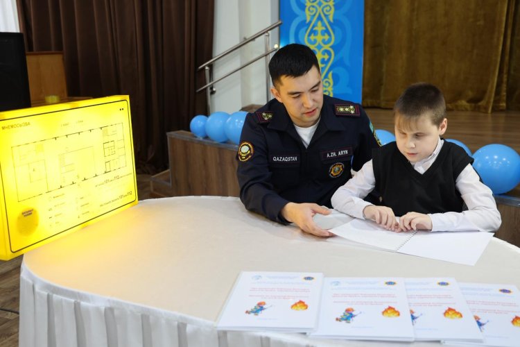 Павлодарда Брайль шрифтімен жабдықталған эвакуация жоспары ұсынылды