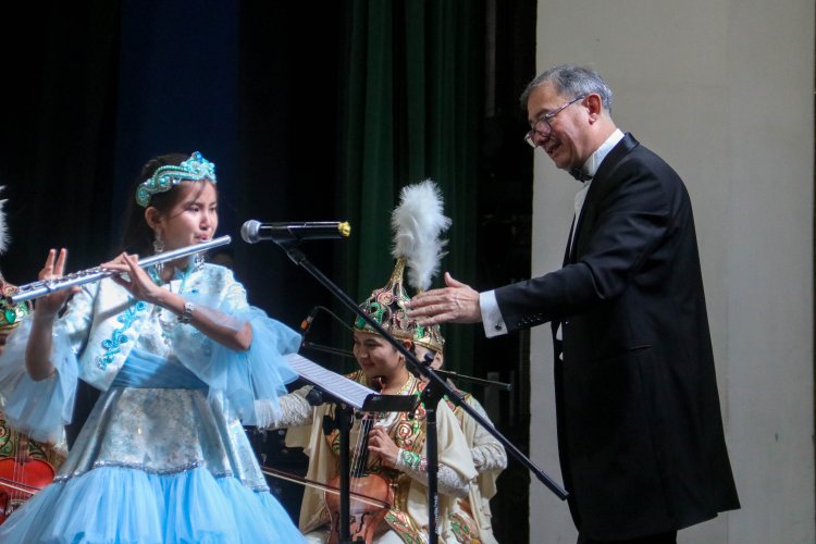 Облыстық филармония сахнасында Павлодар маршы шырқалды