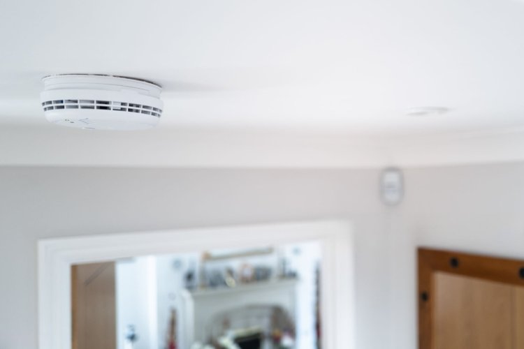 Павлодарлықтарға өрт анықтайтын датчик орнатудың жаңа талаптары түсіндірілді