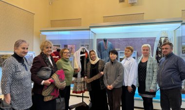 Павлодарда татар ұлтының жүз жылдық қамзолы көрсетілді